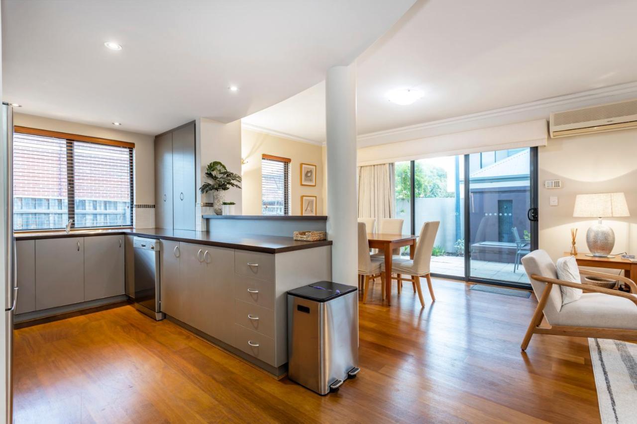 Coode Street Townhouse - Executive Escapes Villa Perth Luaran gambar